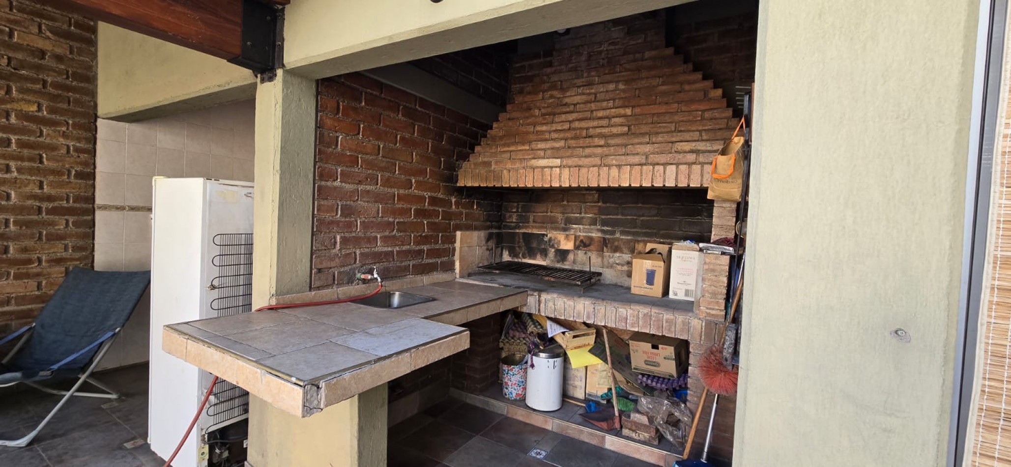 GREENWOOD VENDE HERMOSA CASA