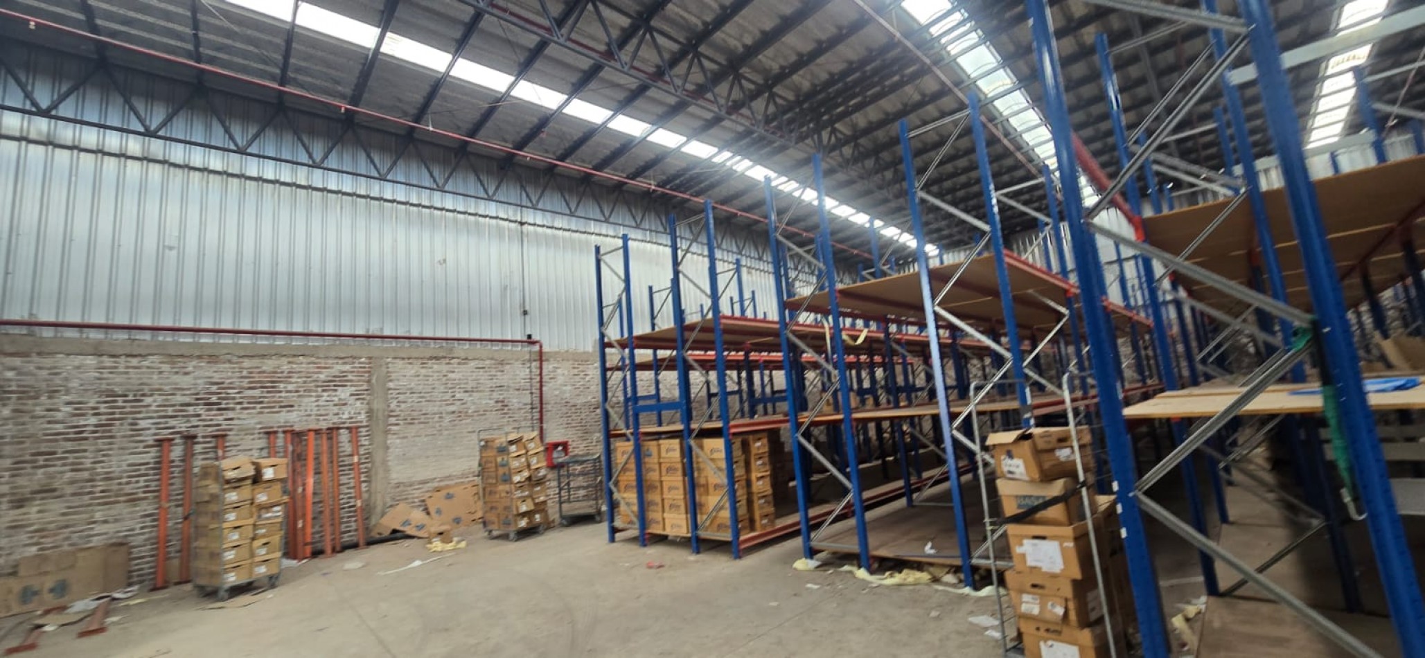 GREENWOOD ALQUILA GALPON