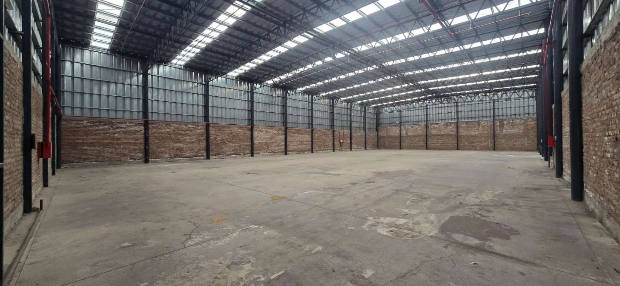 GREENWOOD ALQUILA GALPON