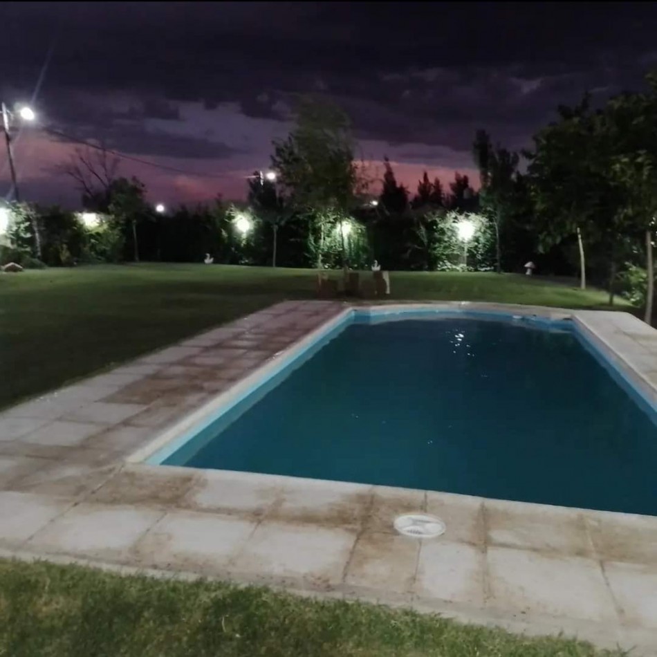 QUINCHO CON PILETA EN VENTA