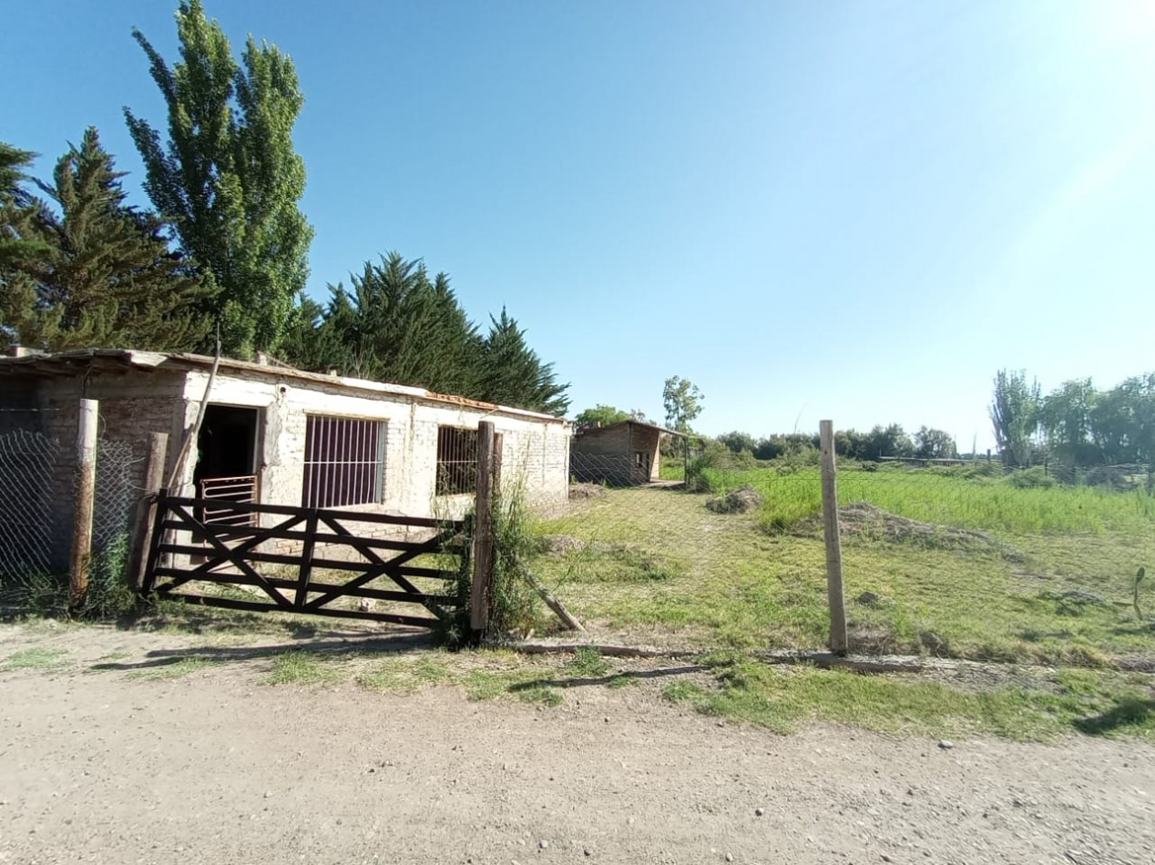 ¡GREENWOOD INMOBILIARIA VENDE LOTE CON CONSTRUCCION!