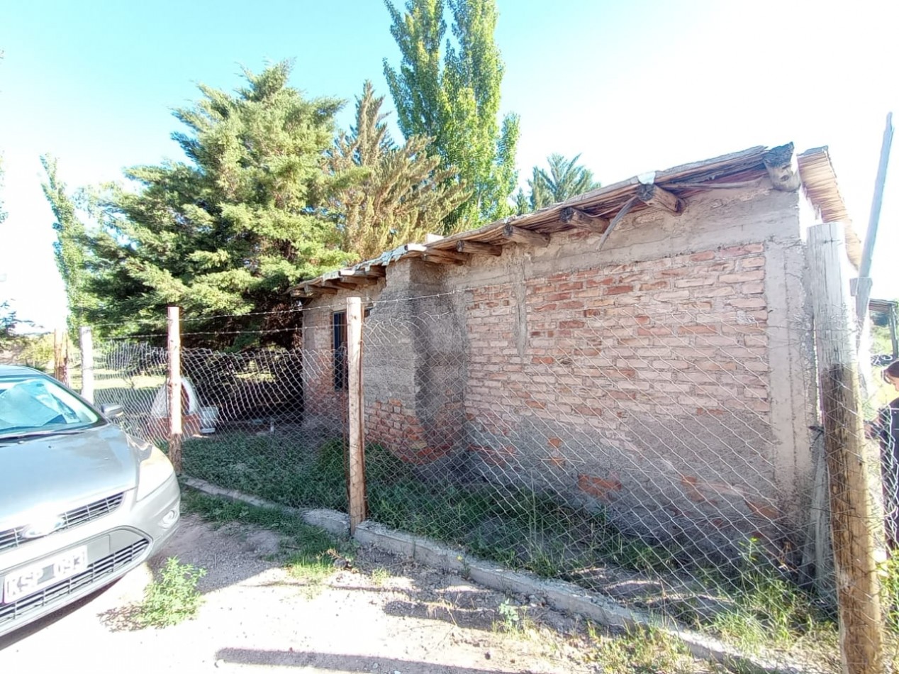 ¡GREENWOOD INMOBILIARIA VENDE LOTE CON CONSTRUCCION!