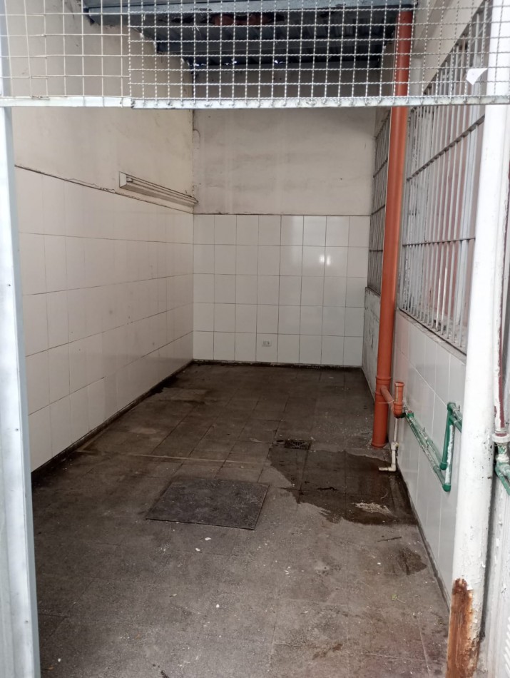 GREENWOOD INMOBILIARIA VENDE DEPARTAMENTO EN PRIMER PISO CON LOCAL COMERCIAL EN PLANTA BAJA