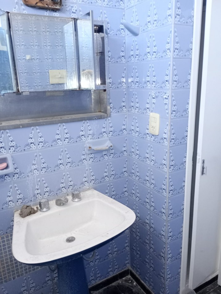 GREENWOOD INMOBILIARIA VENDE DEPARTAMENTO EN PRIMER PISO CON LOCAL COMERCIAL EN PLANTA BAJA