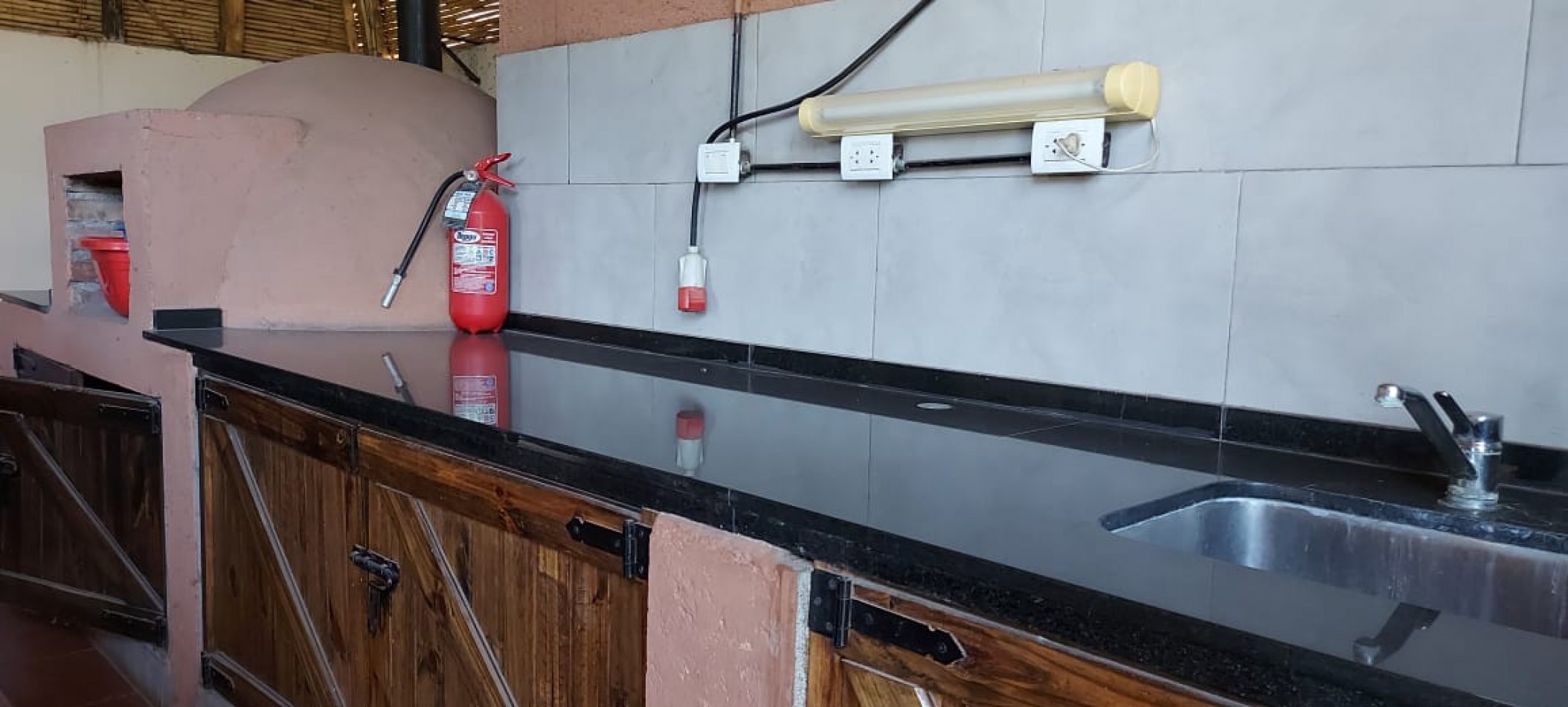 GREENWOOD INMOBILIARIA VENDE HOTEL EN MAIPU 