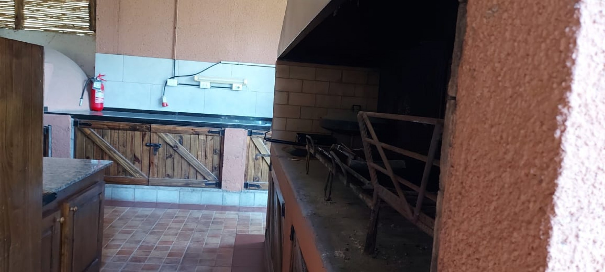 GREENWOOD INMOBILIARIA VENDE HOTEL EN MAIPU 