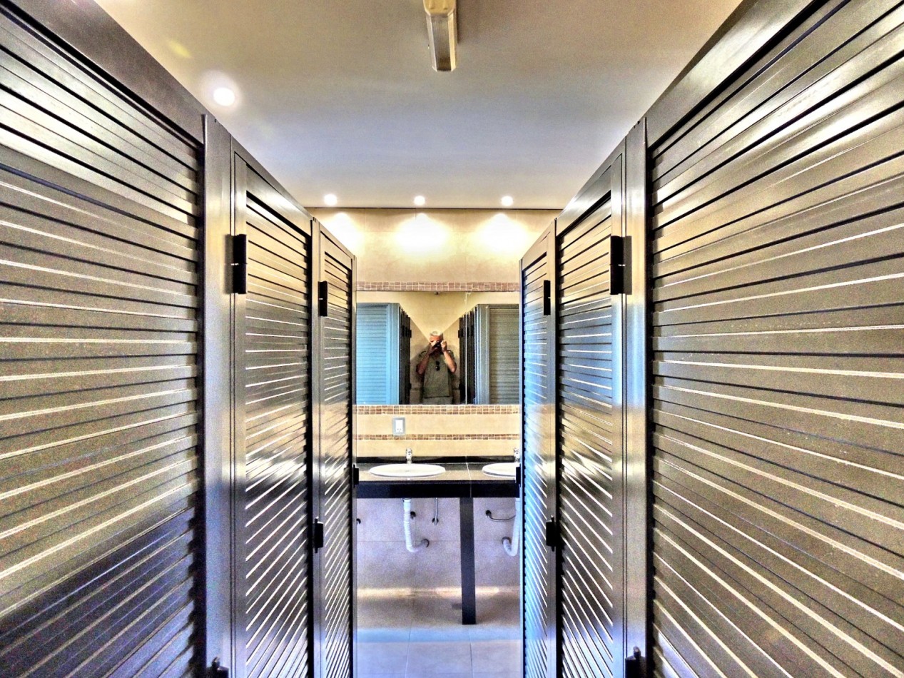 GREENWOOD INMOBILIARIA VENDE HOTEL EN MAIPU 