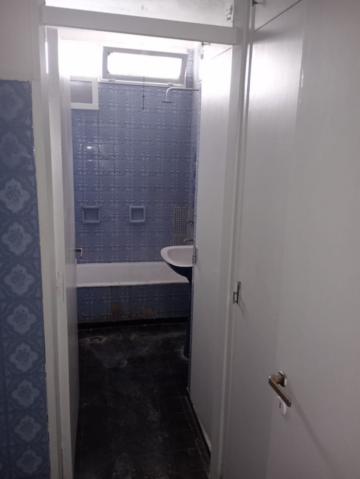 GREENWOOD INMOBILIARIA VENDE DEPARTAMENTO EN PRIMER PISO CON LOCAL COMERCIAL EN PLANTA BAJA