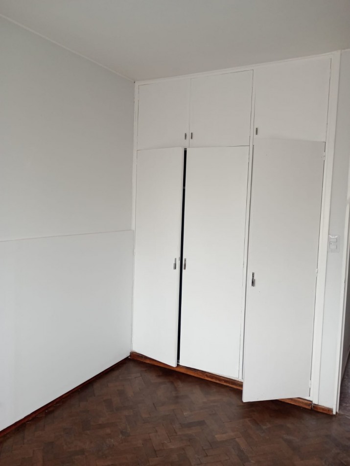 GREENWOOD INMOBILIARIA VENDE DEPARTAMENTO EN PRIMER PISO CON LOCAL COMERCIAL EN PLANTA BAJA