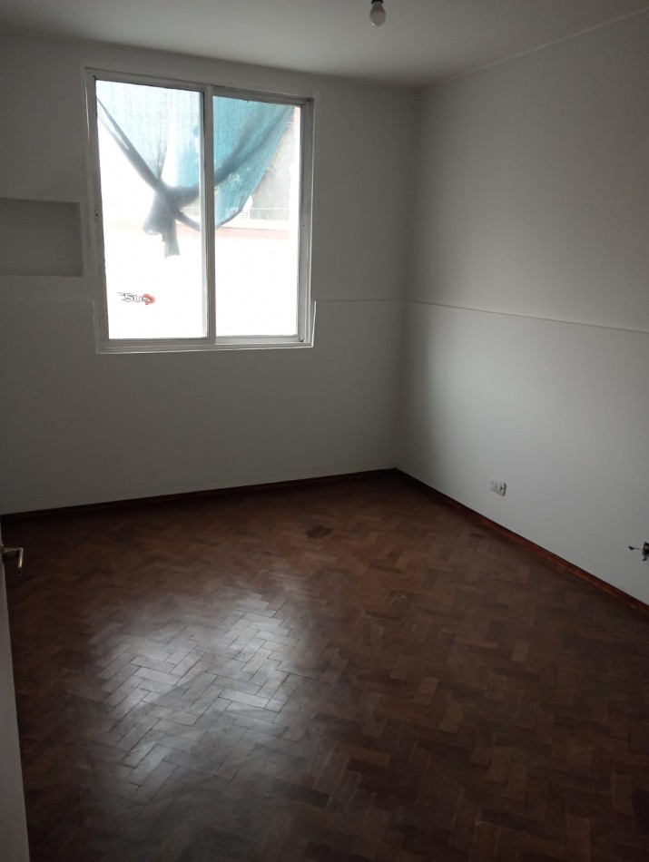 GREENWOOD INMOBILIARIA VENDE DEPARTAMENTO EN PRIMER PISO CON LOCAL COMERCIAL EN PLANTA BAJA