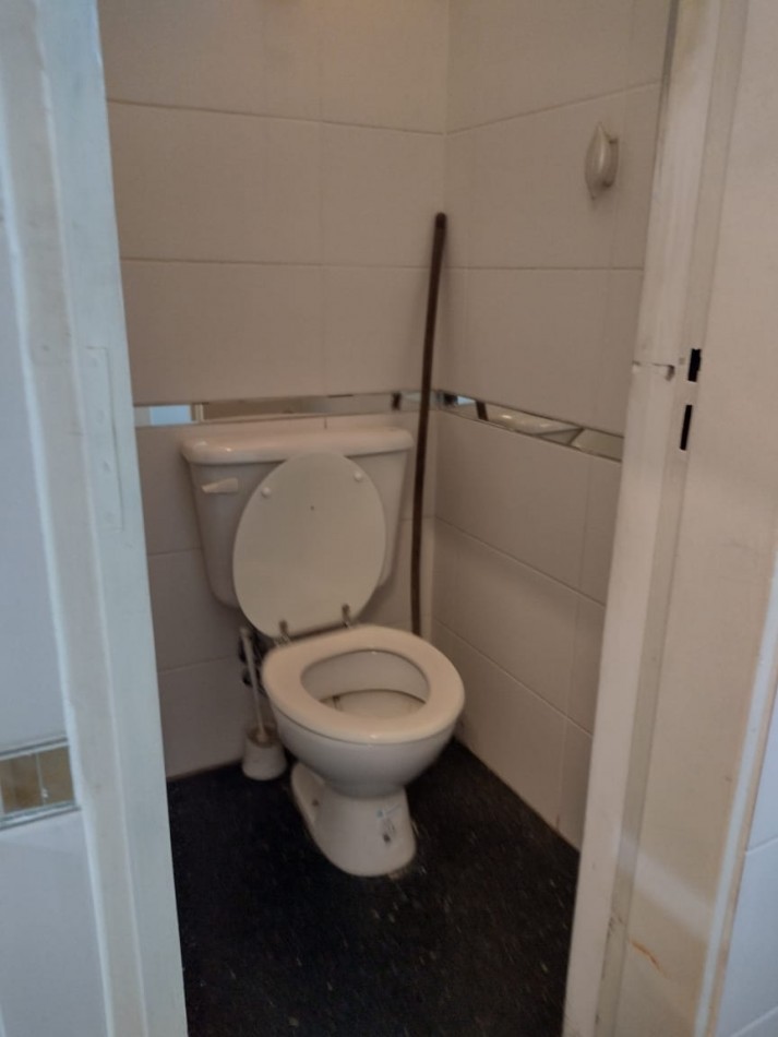 GREENWOOD INMOBILIARIA VENDE LOCAL COMERCIAL EN PLENO CENTRO DE MENDOZA  