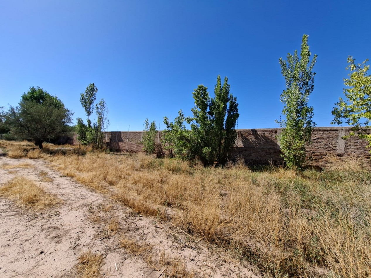 Greenwood Inmobiliaria vende espectacular lote de 1.732 m² con servicios - Russell, Maipu