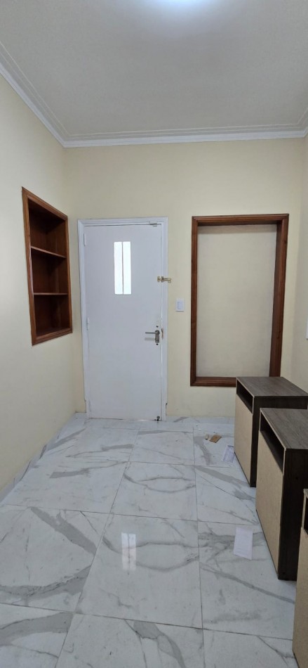 GREENWOOD INMOBILIARIA VENDE HERMOSA CASA + DEPARTAMENTO INTERNO - QUINTA SECCION, CIUDAD DE MENDOZA