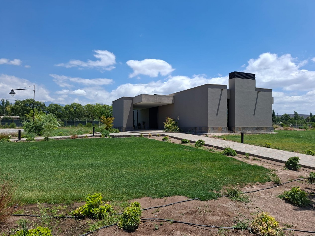 GREENWOOD INMOBILIARIA VENDE LOTE EN BARRIO PRIVADO RINCON DE CORIA, CHACRAS DE CORIA.  LUJAN DE CUYO