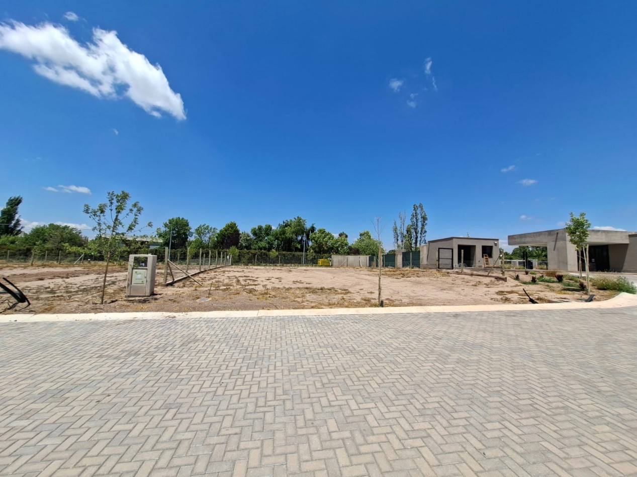 GREENWOOD INMOBILIARIA VENDE LOTE EN BARRIO PRIVADO RINCON DE CORIA, CHACRAS DE CORIA.  LUJAN DE CUYO