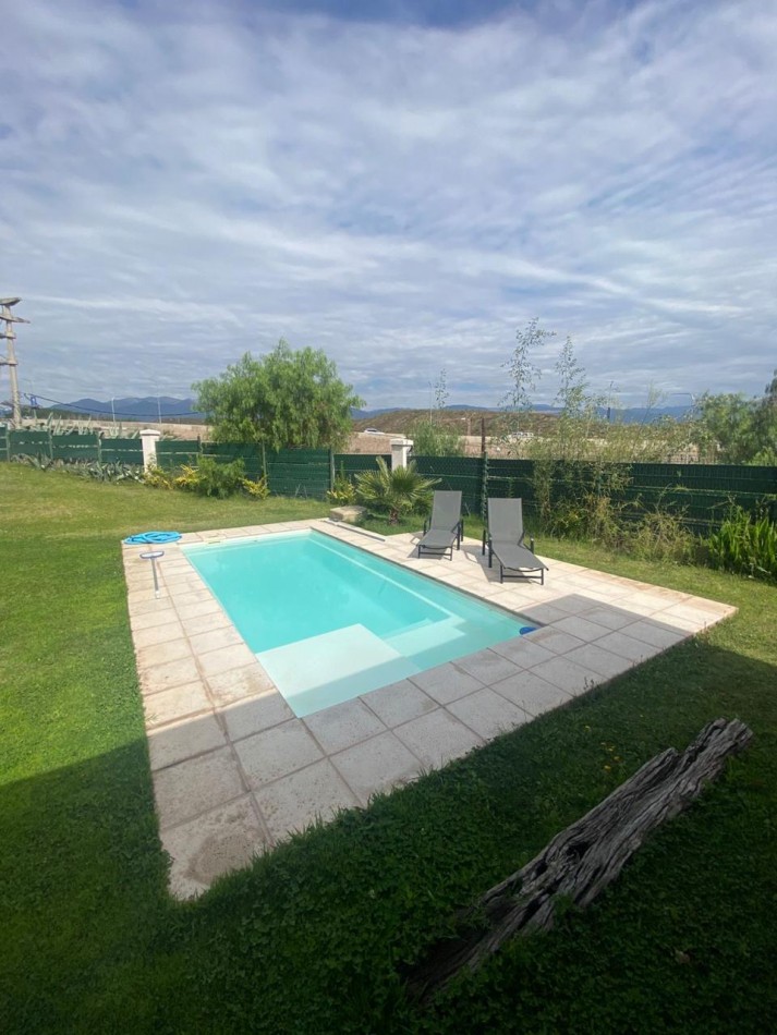 GREENWOOD INMOBILIARIO ALQUILA CASA EN EL BARRIO LADERAS DE CHACRAS! 