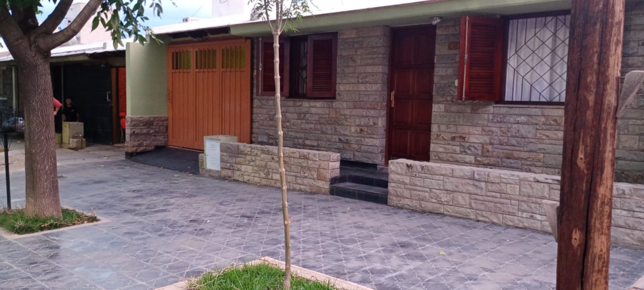 GREENWOOD INMOBILIARIA VENDE CASA EN LUJAN DE CUYO :