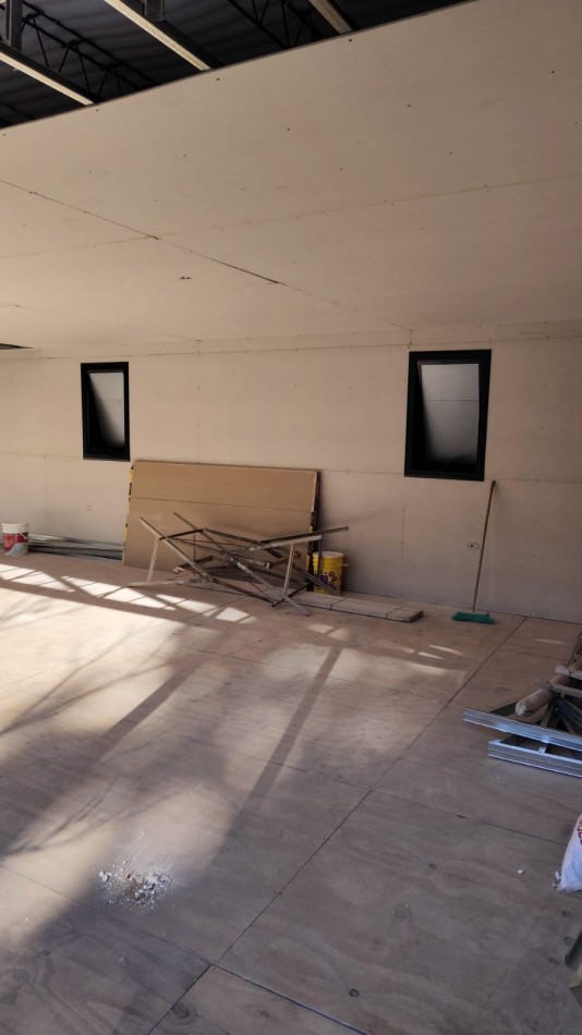 GREENWOOD INMOBILIARIA ALQUILA GALPON EN LUJAN DE CUYO