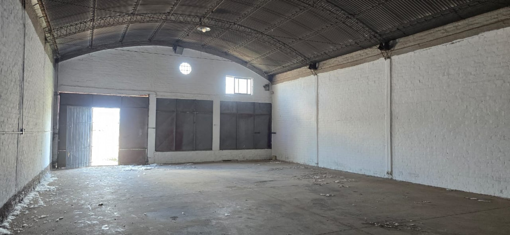 GREENWOOD INMOBILIARIA ALQUILA GALPON EN LUJAN DE CUYO 