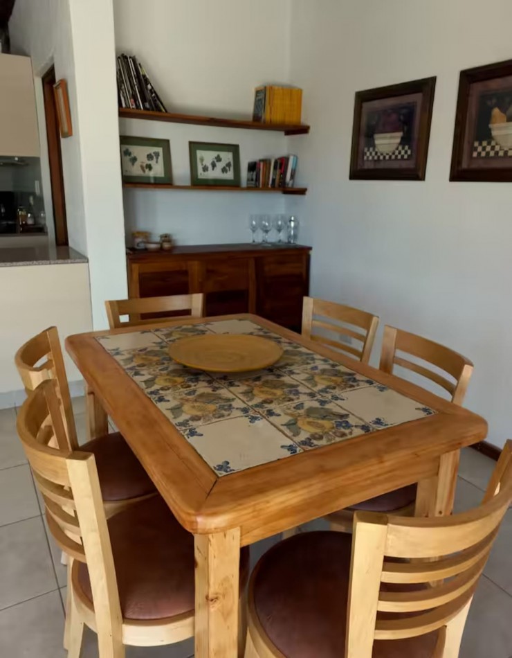 GREENWOOD INMOBILIARIA ALQUILA HERMOSA CASA EN CHACRAS DE CORIA 