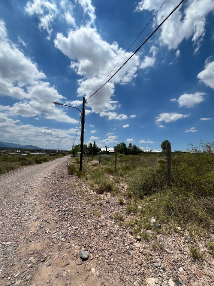 GREENWOOD INMOBILIARIA VENDE TERRENO EN PEDEMONTE DE 8.000 A UN VALOR DE 30 USD EL METRO CUADRADO