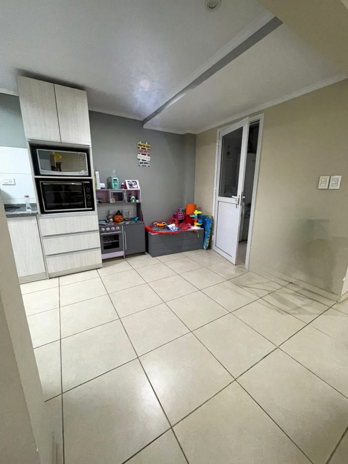 Inmobiliaria Greenwood vende Casa en Barrio Privado Urquiza - Guaymallen