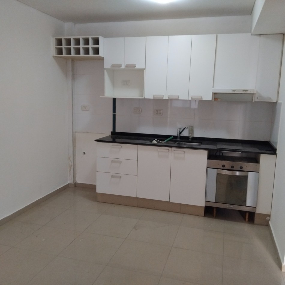 GREENWOOD INMOBILIARIA VENDE DEPARTAMENTO APTO CREDITO HIPOTECARIO EN GODOY CRUZ 