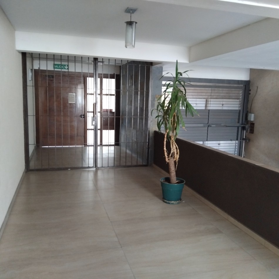 GREENWOOD INMOBILIARIA VENDE DEPARTAMENTO APTO CREDITO HIPOTECARIO EN GODOY CRUZ 