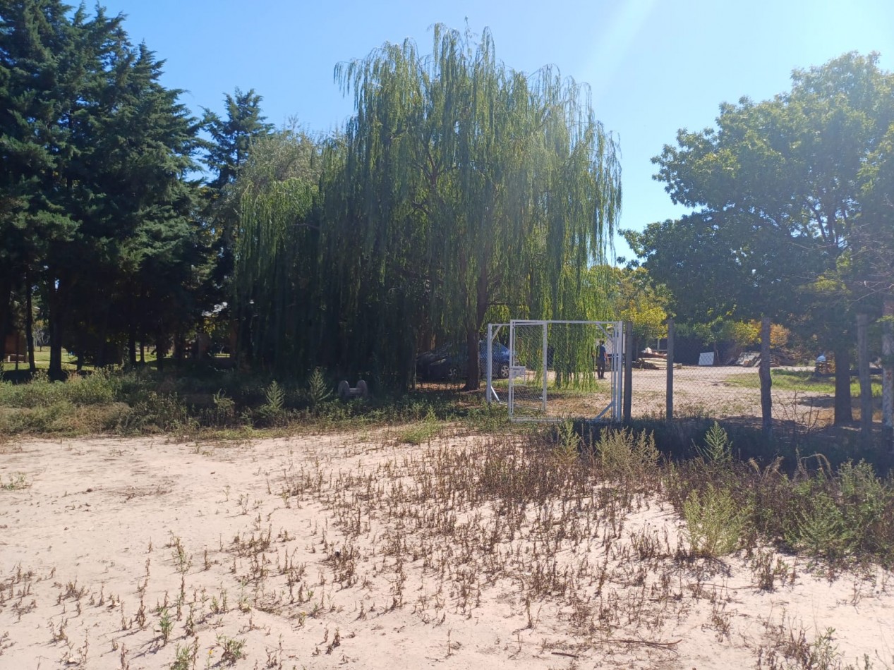 GREENWOOD INMOBILIARIA VENDE LOTE EN PERDRIEL