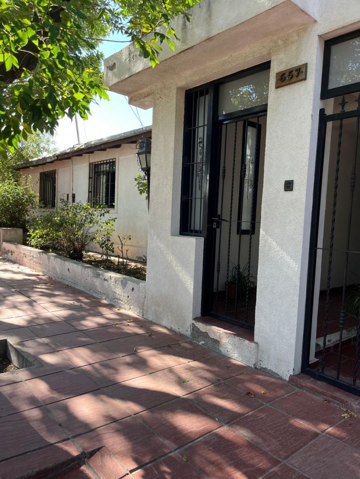GREENWOOD INMOBILIARIA VENDE HERMOSA CASA EN LUJAN DE CUYO 