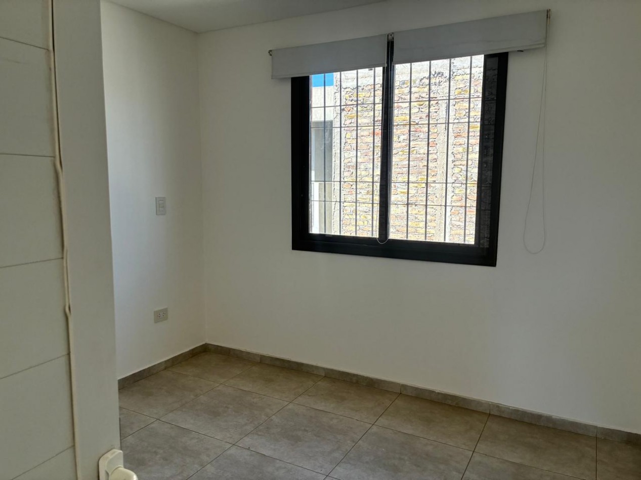 GREENWOOD INMOBILIARIA ALQUILA DEPARTAMENTO GUAYMALLEN! 