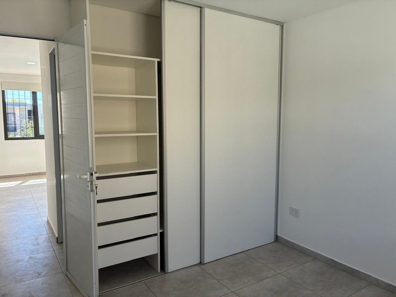 GREENWOOD INMOBILIARIA ALQUILA DEPARTAMENTO GUAYMALLEN! 