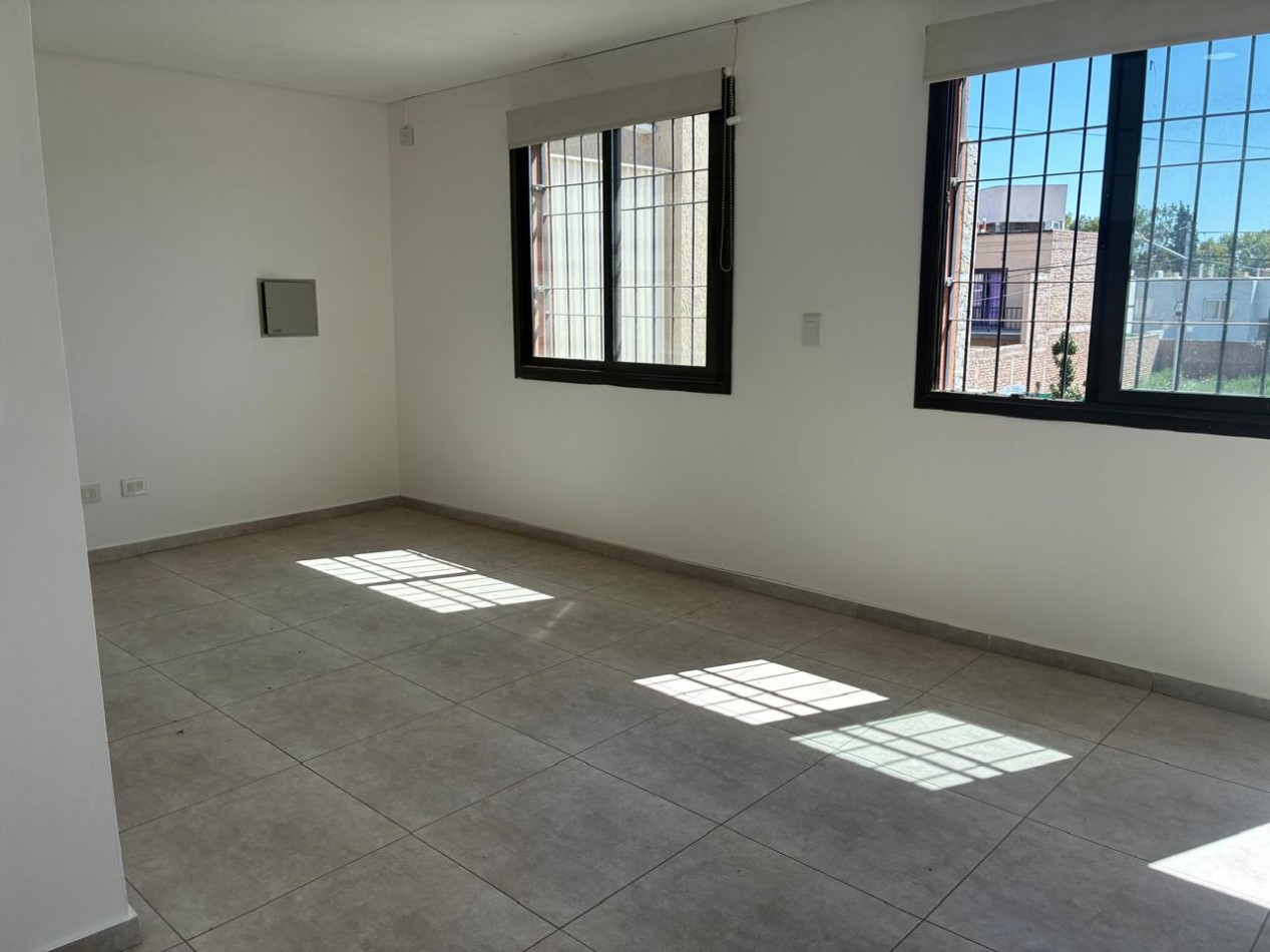 GREENWOOD INMOBILIARIA ALQUILA DEPARTAMENTO GUAYMALLEN! 