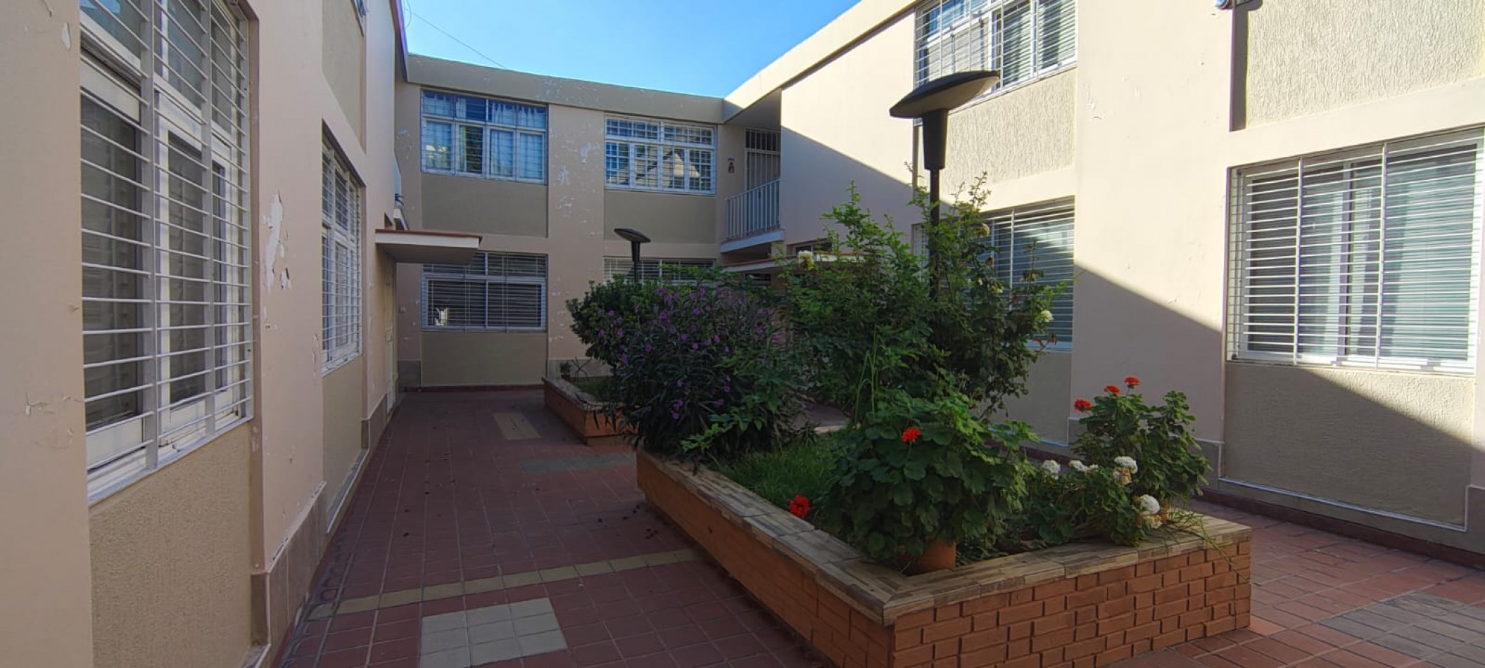 GREENWOOD INVERSIONES INMOBILIARIAS TE OFRECE ALQUILER DESTACADO EN GODOY CRUZ  
