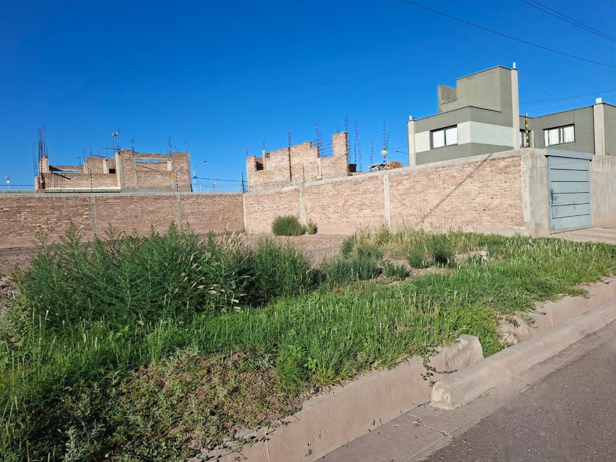 Inmobiliaria Greenwood vende lote en Barrio Agua y Energia - Plan 23, Maipu