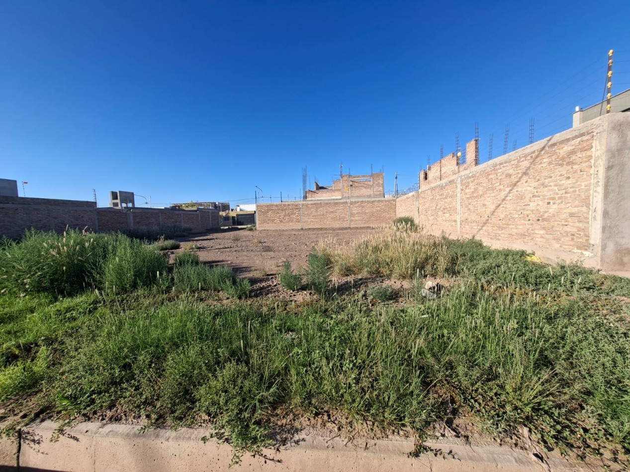 Inmobiliaria Greenwood vende lote en Barrio Agua y Energia - Plan 23, Maipu