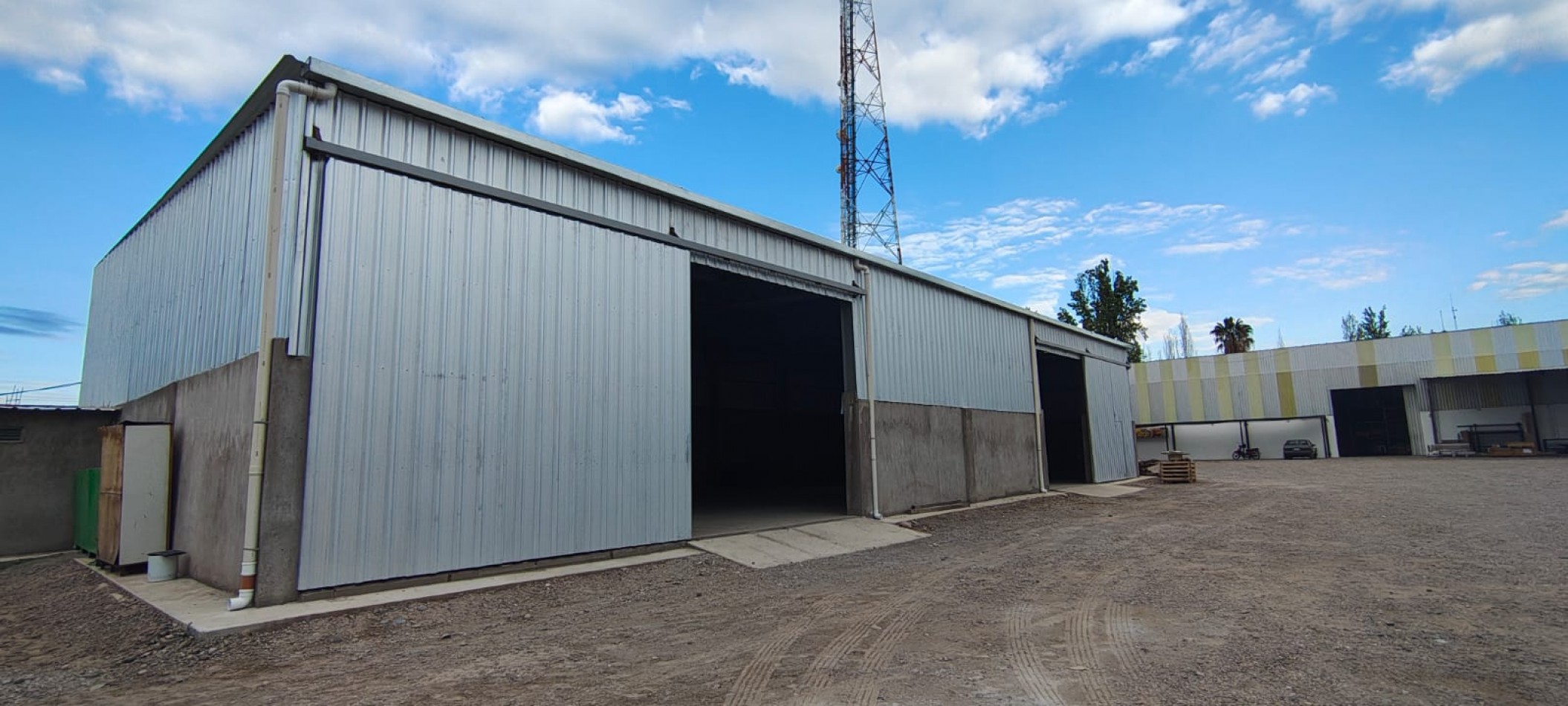 GREENWOOD INMOBILIARIA TE OFRECE GALPON EN ALQUILER - ZONA INDUSTRIAL GODOY CRUZ