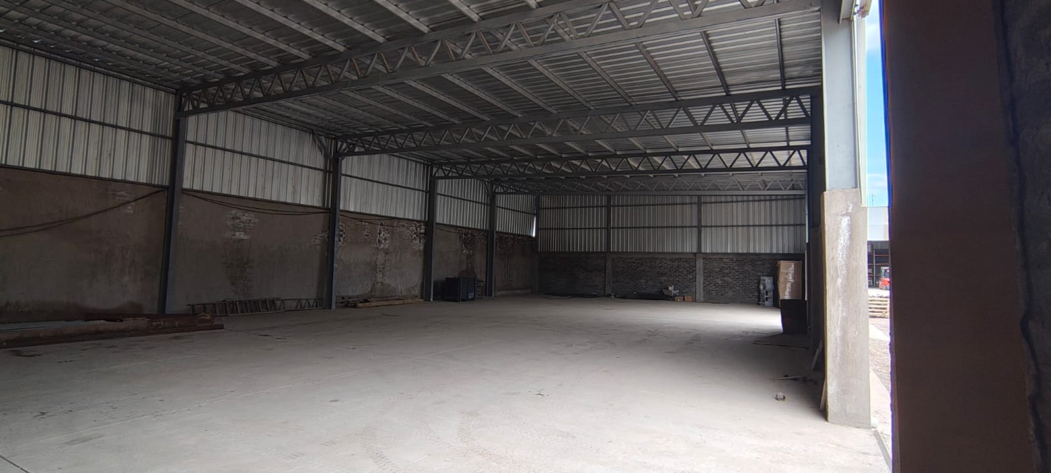 GREENWOOD INMOBILIARIA TE OFRECE GALPON EN ALQUILER - ZONA INDUSTRIAL GODOY CRUZ