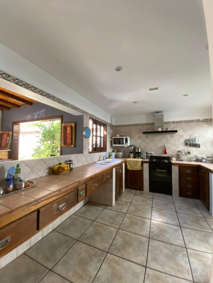 GREENWOOD ALQUILA CASA AMOBLADA EN BARRIO EL NEVADO