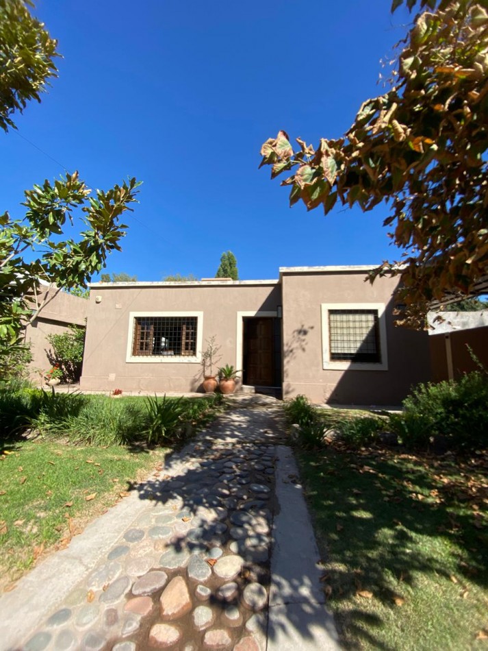 GREENWOOD ALQUILA CASA AMOBLADA EN BARRIO EL NEVADO