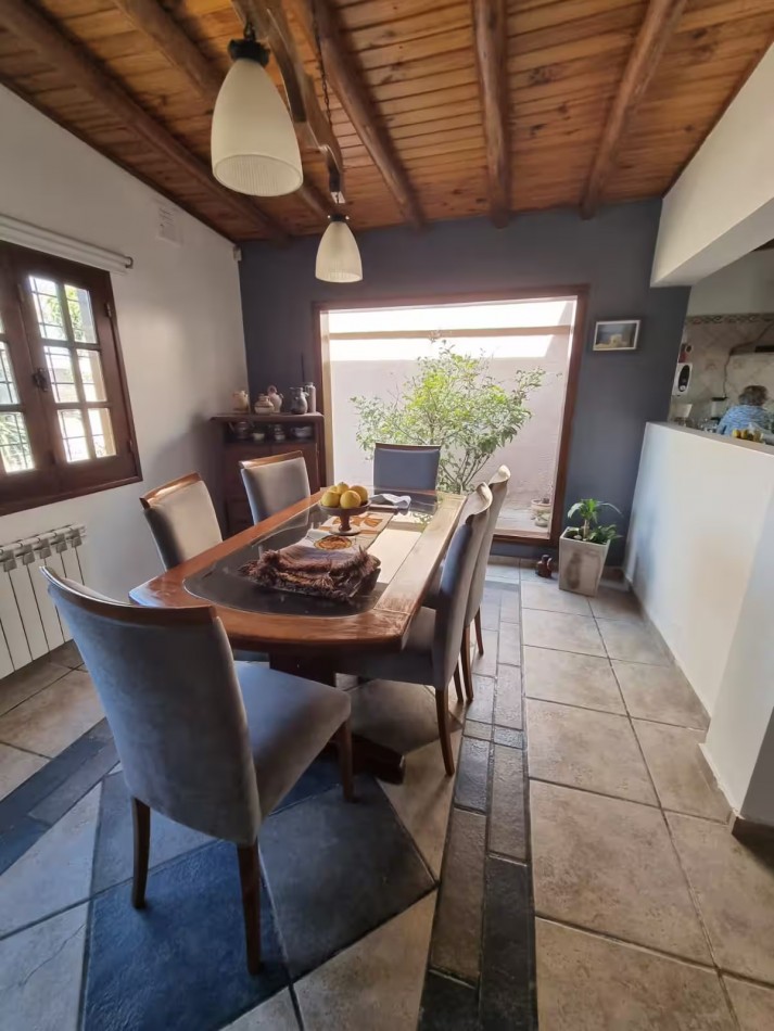 GREENWOOD ALQUILA CASA AMOBLADA EN BARRIO EL NEVADO