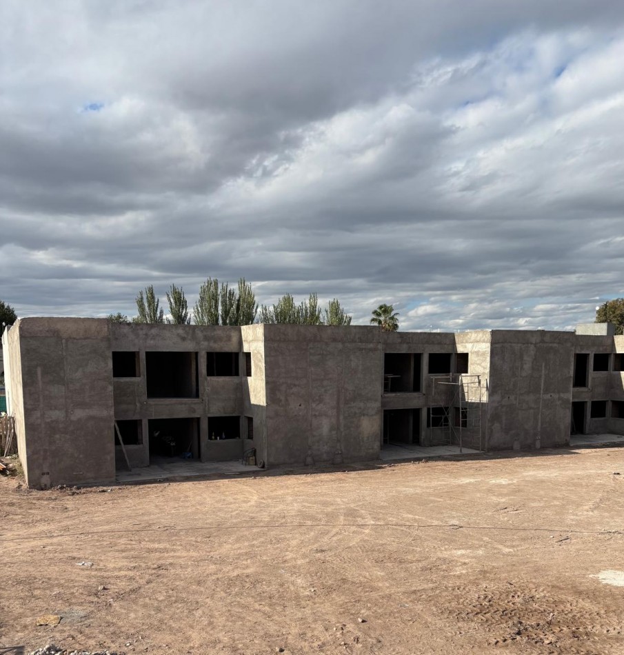 GREENWOOD INMOBILIARIA VENDE DEPARTAMENTO EN EL BARRIO PRIVADO PASEO TIASTA