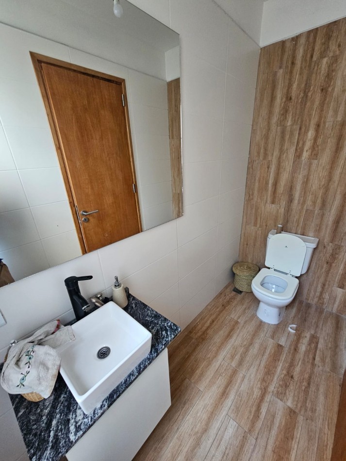 Casa moderna en Barrio Privado Lar de Vieytes II - Maipu