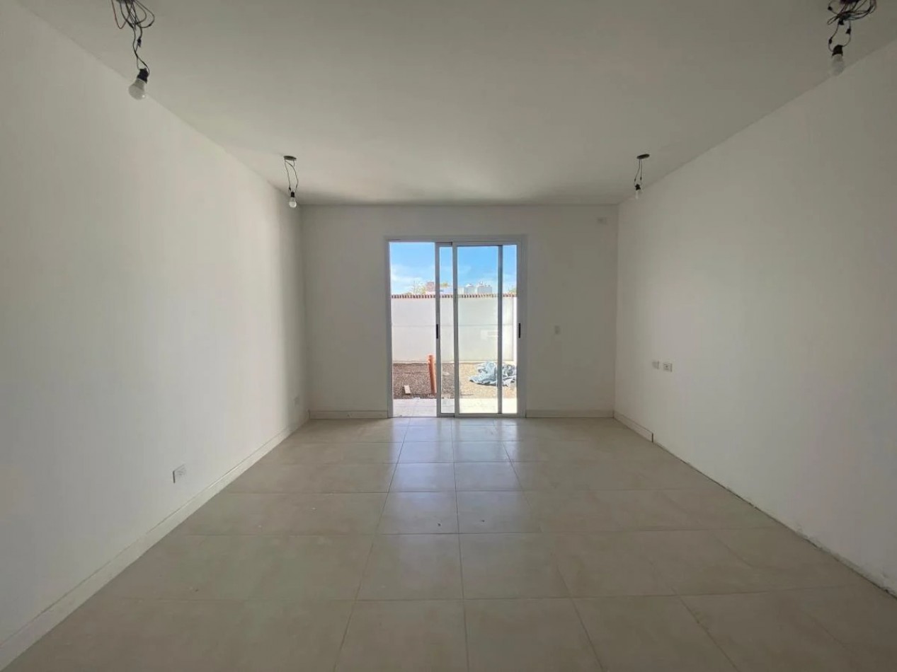 GREENWOOD INMOBILIARIA VENDE HERMOSOS TRIPLEX EN SEXTA SECCION