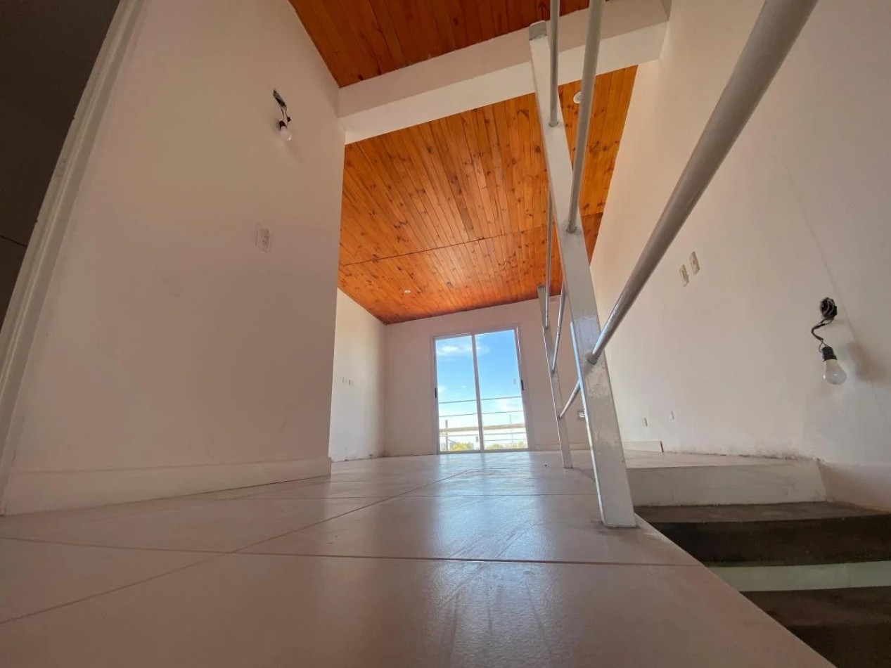 GREENWOOD INMOBILIARIA VENDE HERMOSOS TRIPLEX EN SEXTA SECCION
