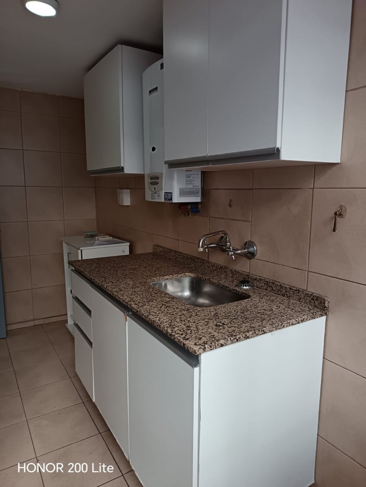 GREENWOOD INMOBILIARIA VENDE DEPARTAMENTO EN CALLE  IRIGOYEN DEL BARRIO BOMBAL, CIUDAD.