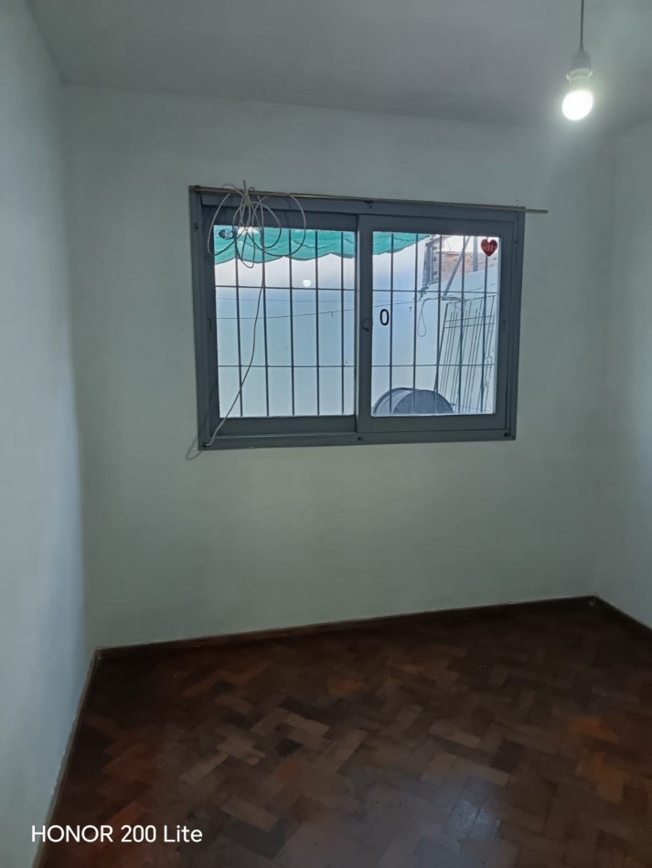 GREENWOOD INMOBILIARIA VENDE DEPARTAMENTO EN CALLE  IRIGOYEN DEL BARRIO BOMBAL, CIUDAD.