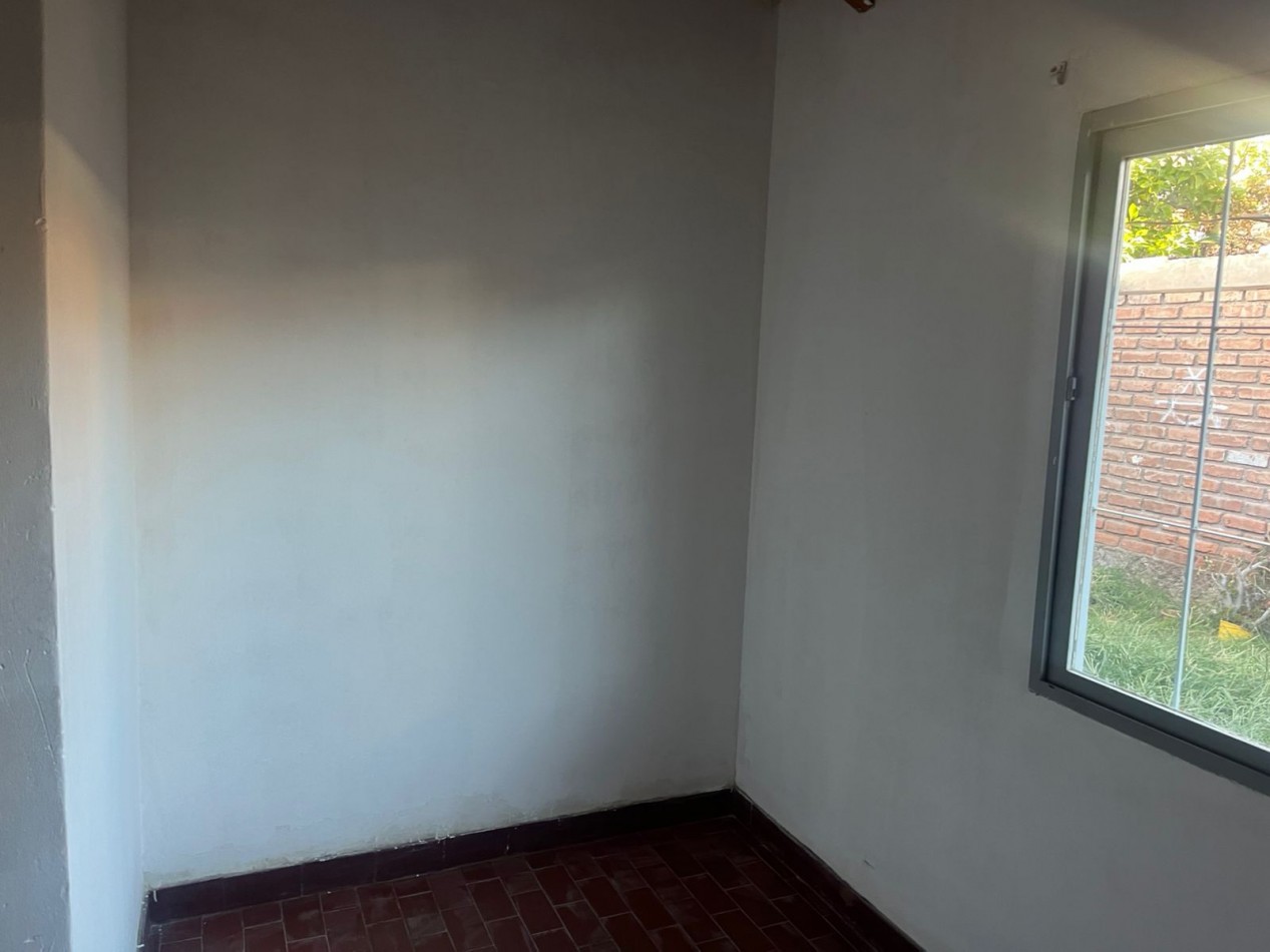 GREENWOOD INMOBILIARIA ALQUILA CASA EN MAIPU - B° AGUA Y ENERGIA
