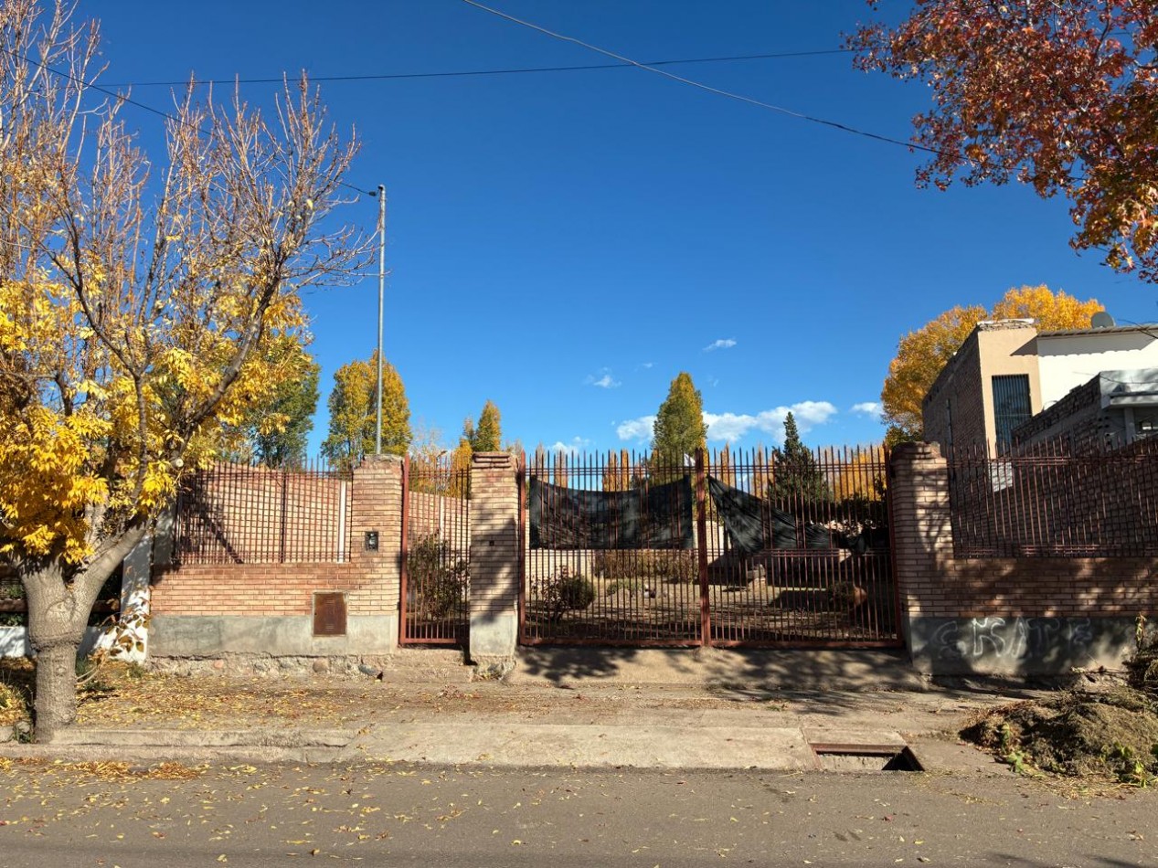 GREENWOOD INMOBILIARIA VENDE LOTE EN BARRIO PARQUE JARDIN VISTALBA