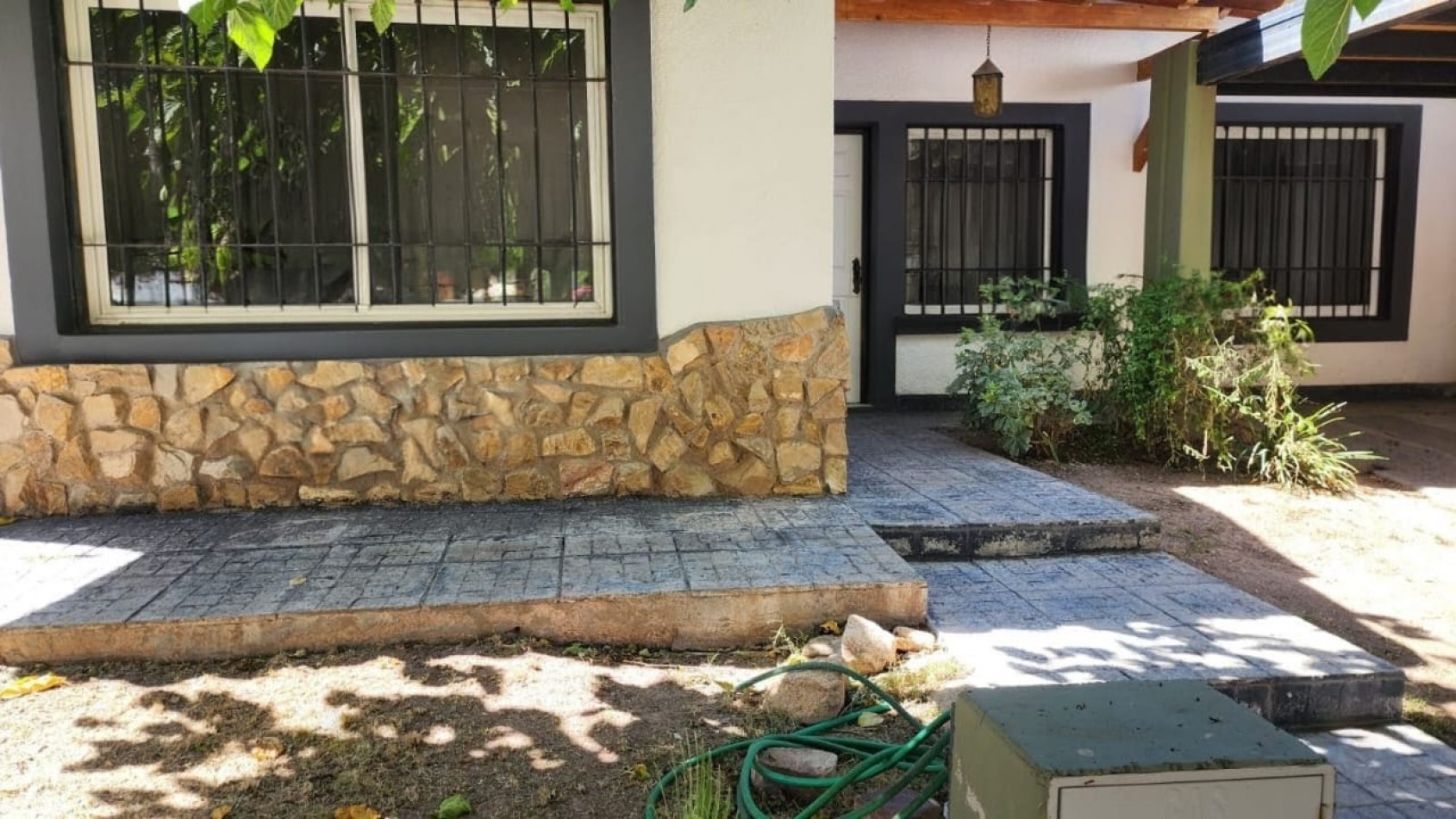 GREENWOOD INMOBILIARIA ALQUILA Casa en Barrio Privado Furlotti - Tranquilidad y comodidad en un solo lugar